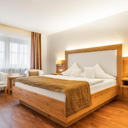 Wander Und Aktiv Hotel Roesslwirt Лам Екстериор снимка