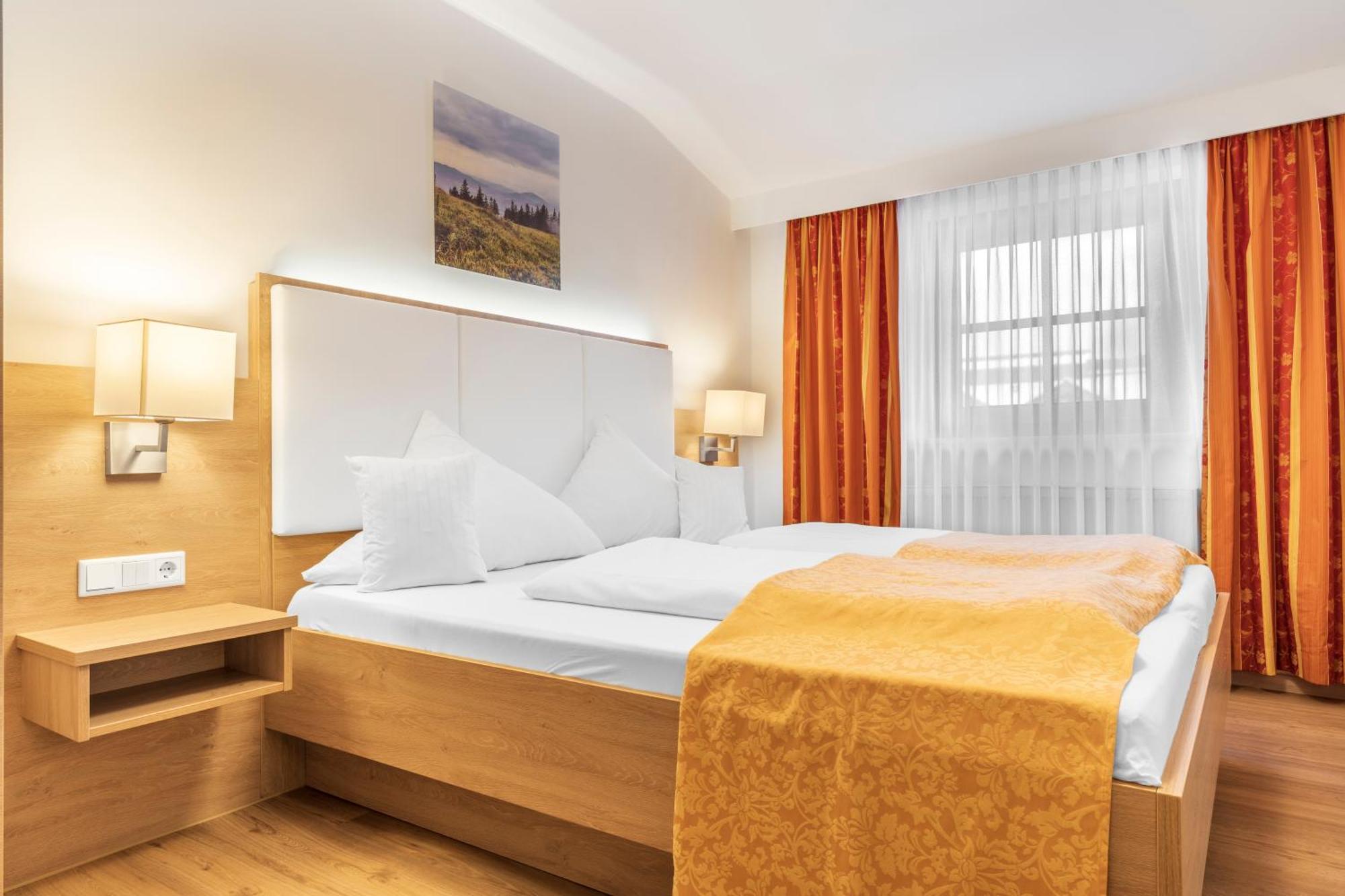 Wander Und Aktiv Hotel Roesslwirt Лам Екстериор снимка